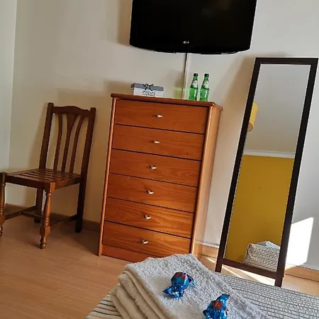 All About Stories Baleal Homestay *